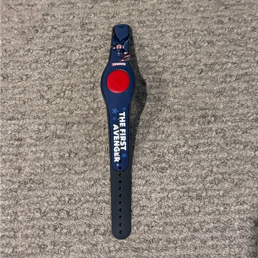 5 for $25 SALE 🎉 Marvel The First Avenger Blue Magic band